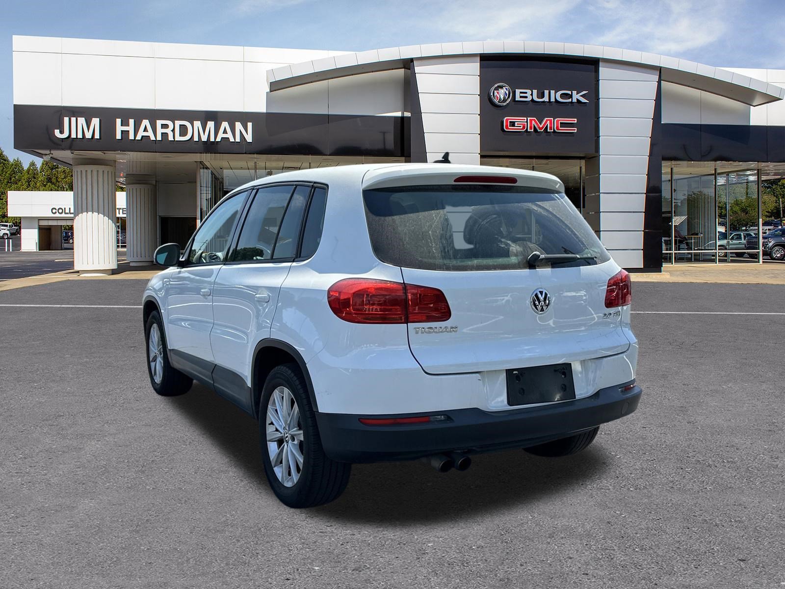 Used 2014 Volkswagen Tiguan S image 5