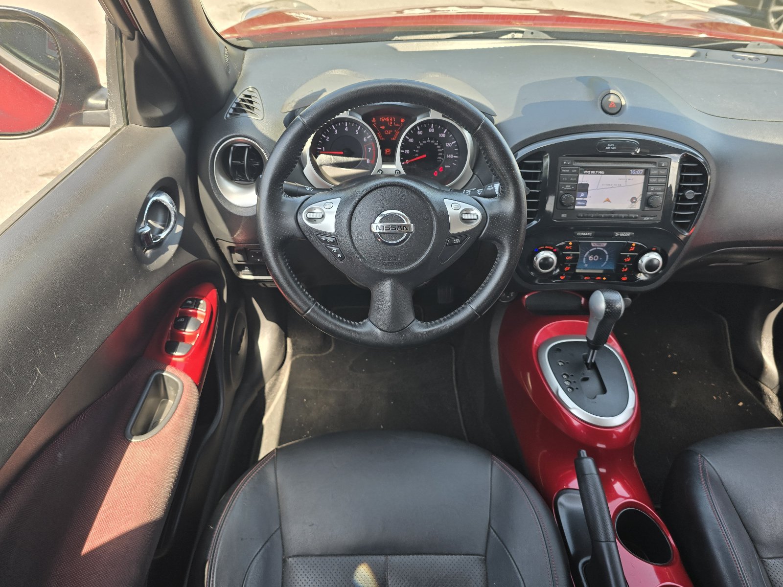 Used 2013 Nissan Juke SL AWD/4WD image 10
