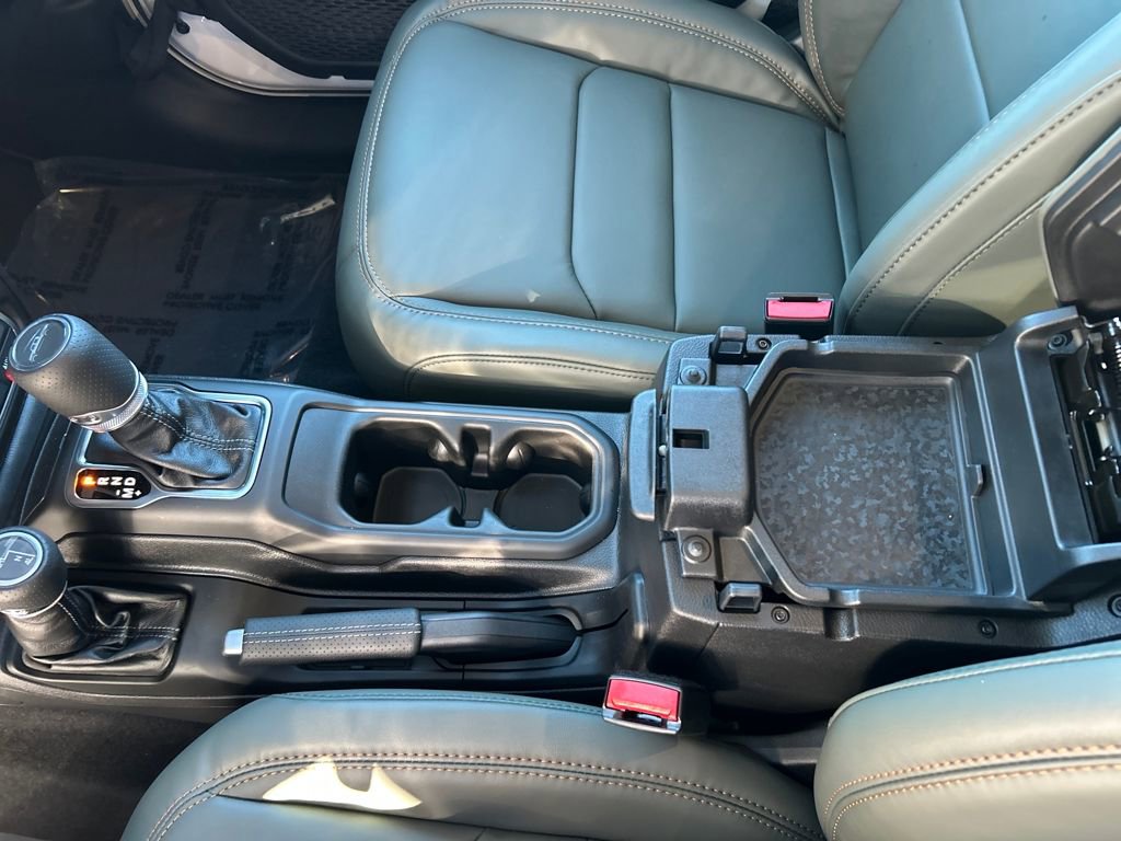 New 2025 Jeep Gladiator Mojave image 19