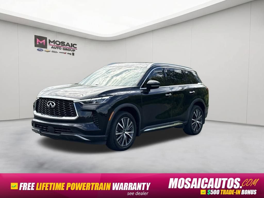 Used 2023 INFINITI QX60 Sensory w/ Cargo Package AWD/4WD image 3