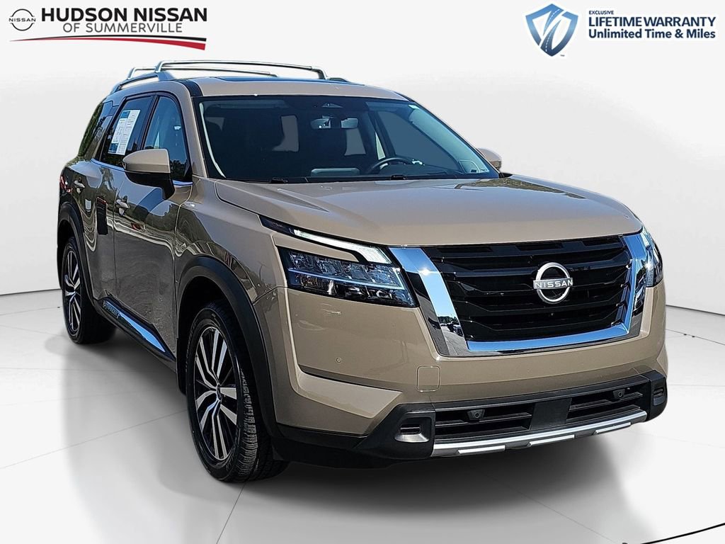 Used 2024 Nissan Pathfinder Platinum w/ Cargo Package image 1