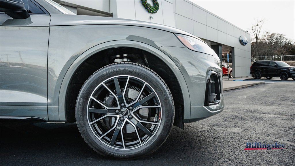 Used 2023 Audi SQ5 Premium Plus w/ Premium Plus Package image 7
