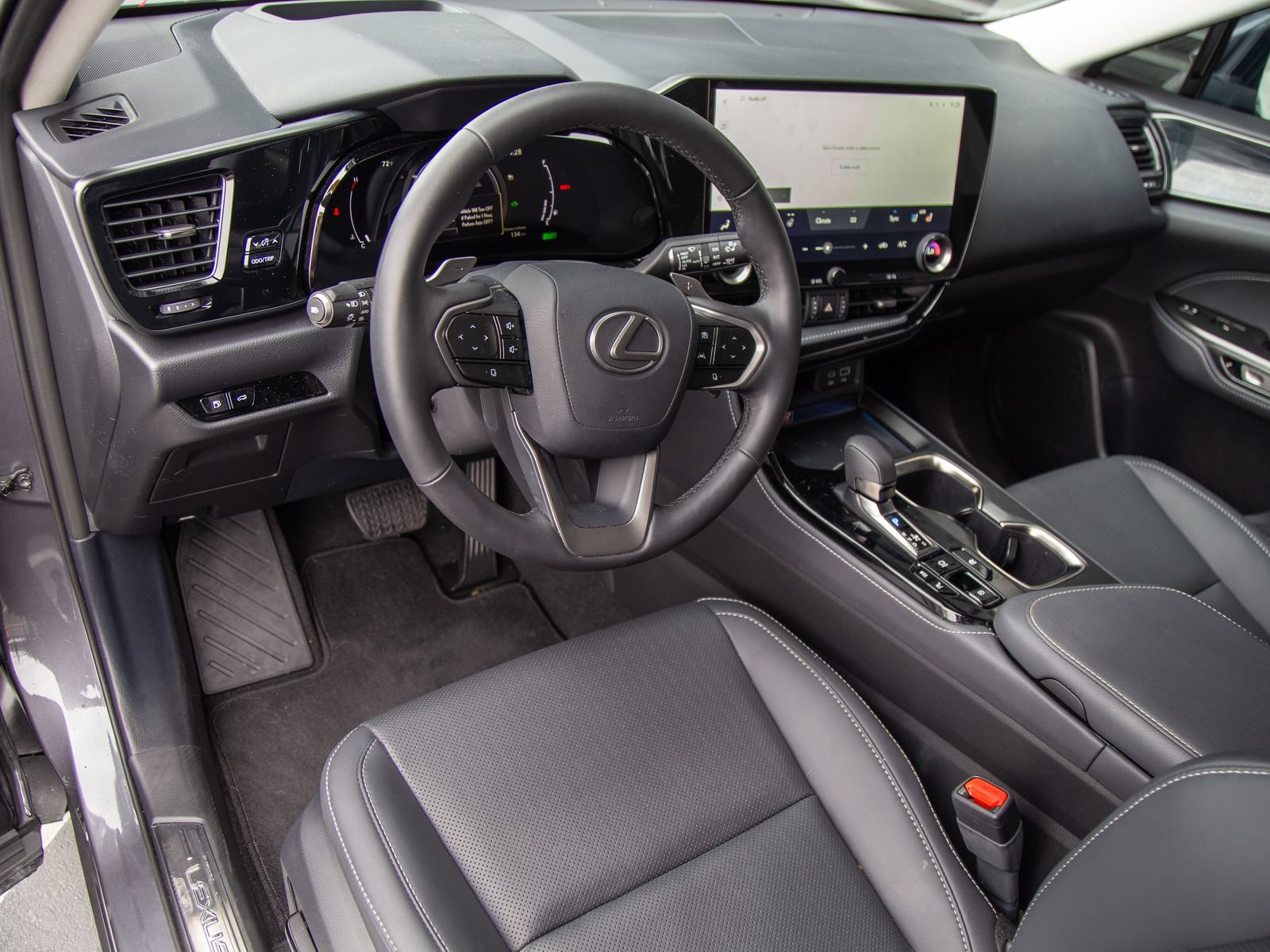 Used 2025 Lexus NX 350h AWD w/ Cold Area Package image 4