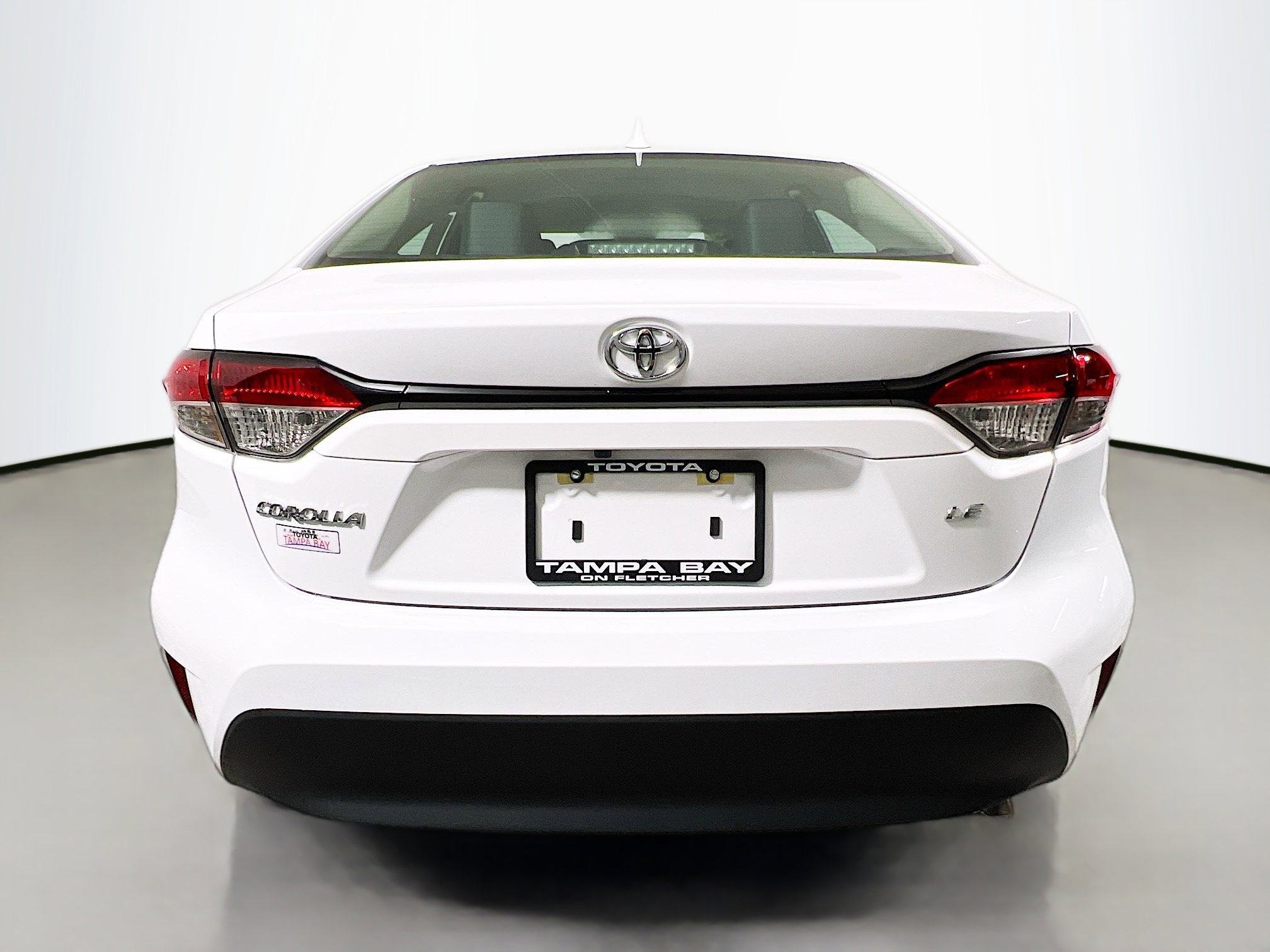 Used 2025 Toyota Corolla LE FWD image 6