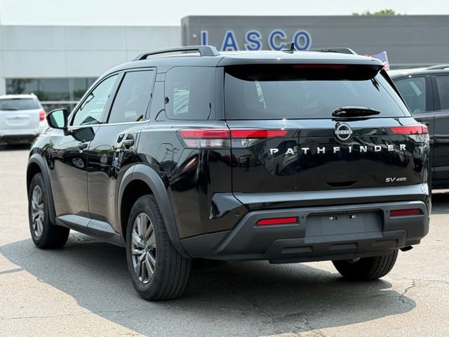 Used 2022 Nissan Pathfinder SV image 45