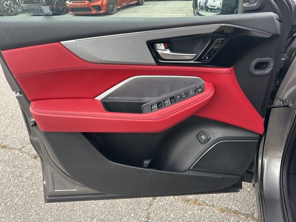 Used 2025 Acura MDX A-Spec image 28