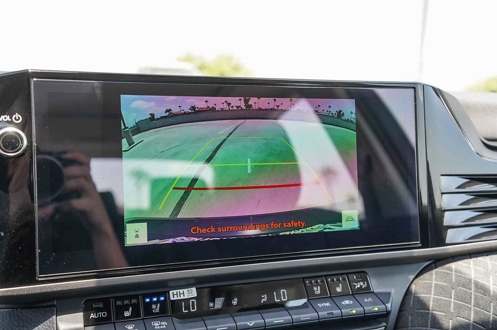 Used 2026 Toyota Camry XLE w/ Premium Package FWD image 28
