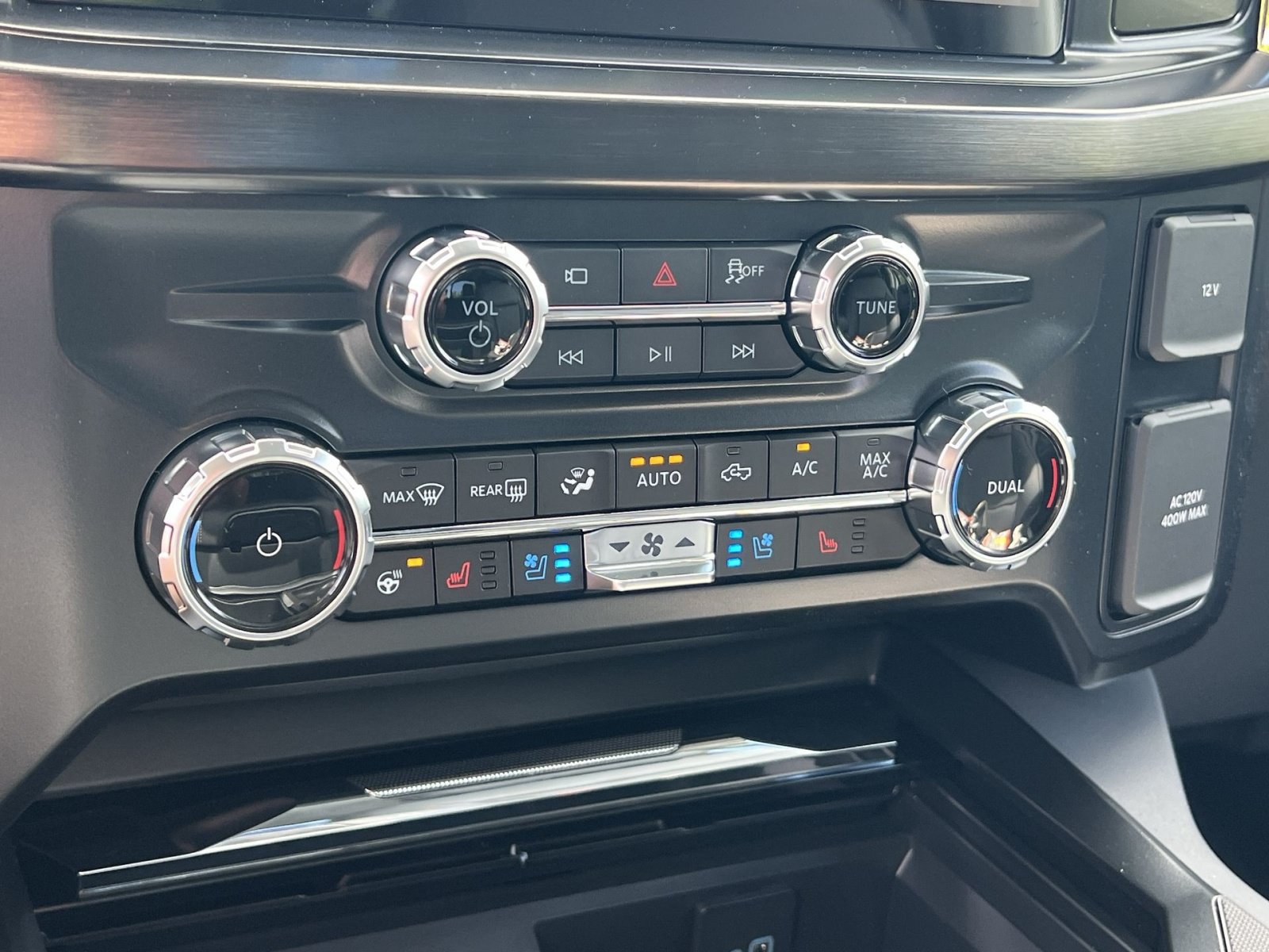 New 2026 Ford F250 4x4 Crew Cab Super Duty image 21