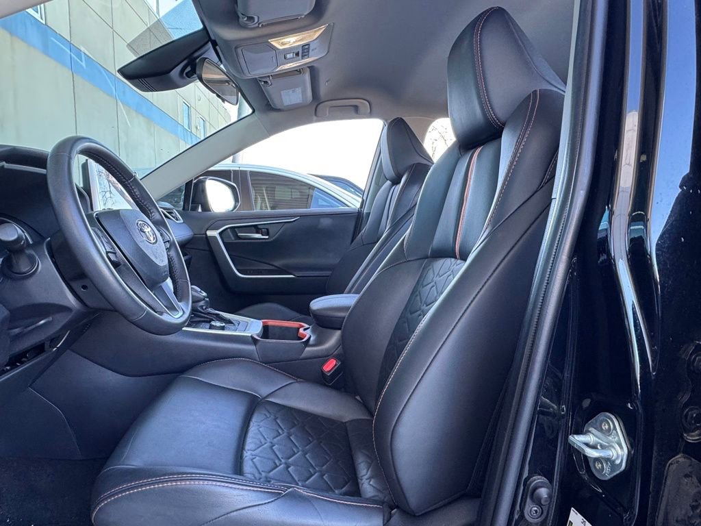 Used 2024 Toyota RAV4 Adventure image 14