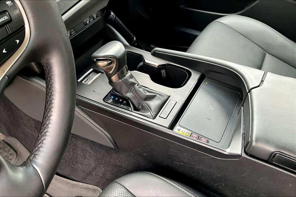Used 2024 Lexus ES 350 w/ Premium Package image 19