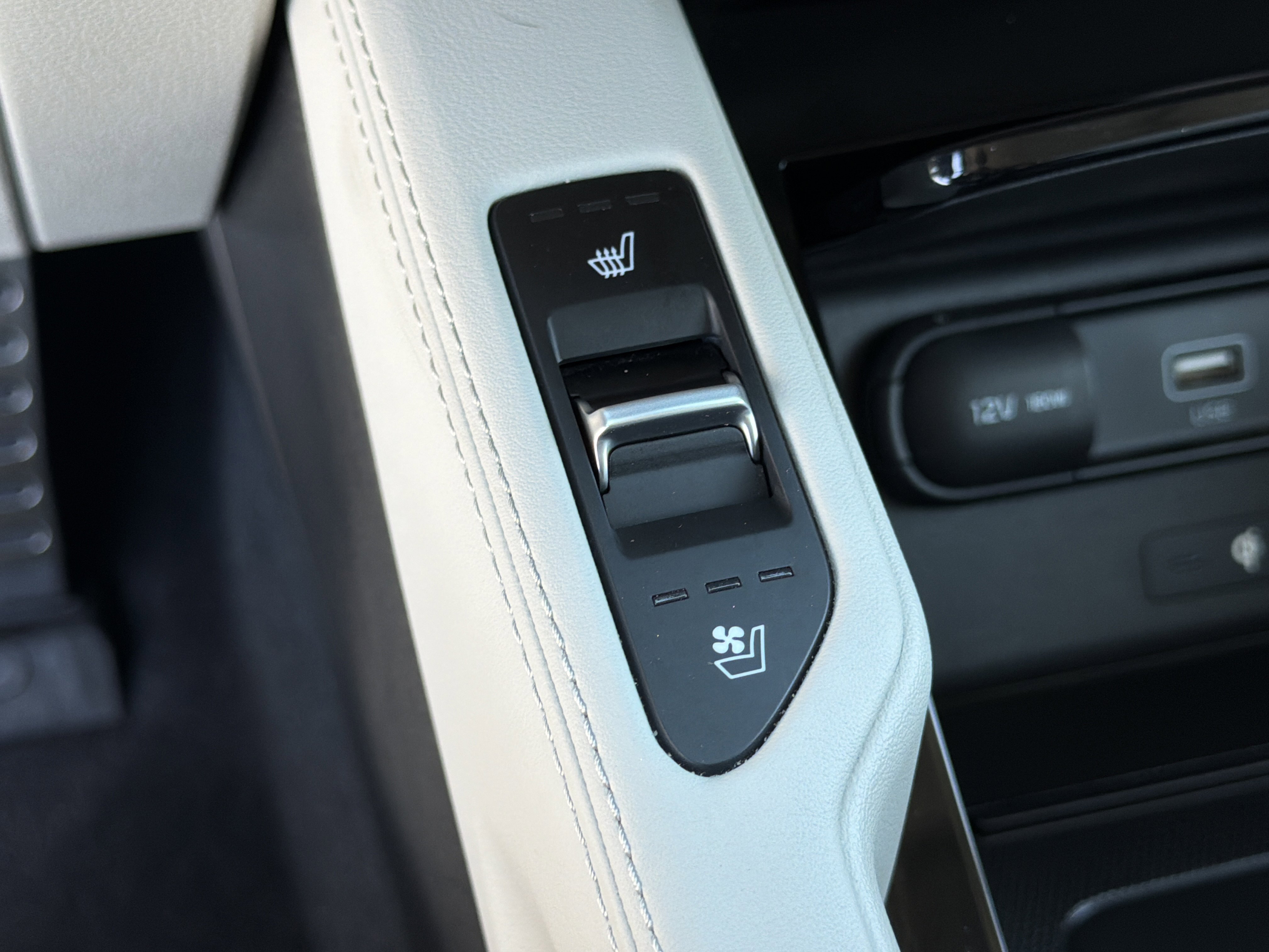 Used 2021 Kia Telluride SX w/ SX Prestige Package image 31