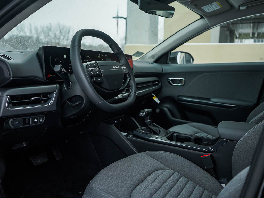 New 2025 Kia K4 EX image 16