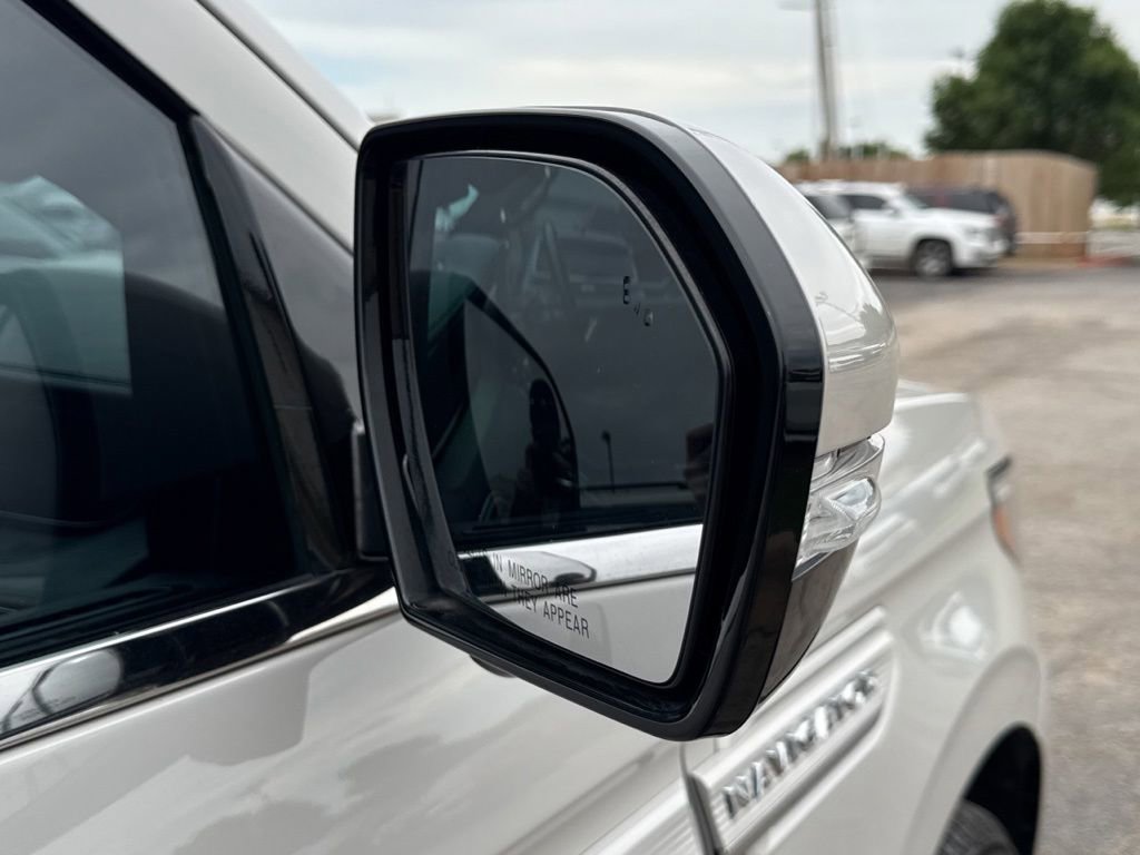 Used 2023 Lincoln Navigator Reserve AWD/4WD image 45