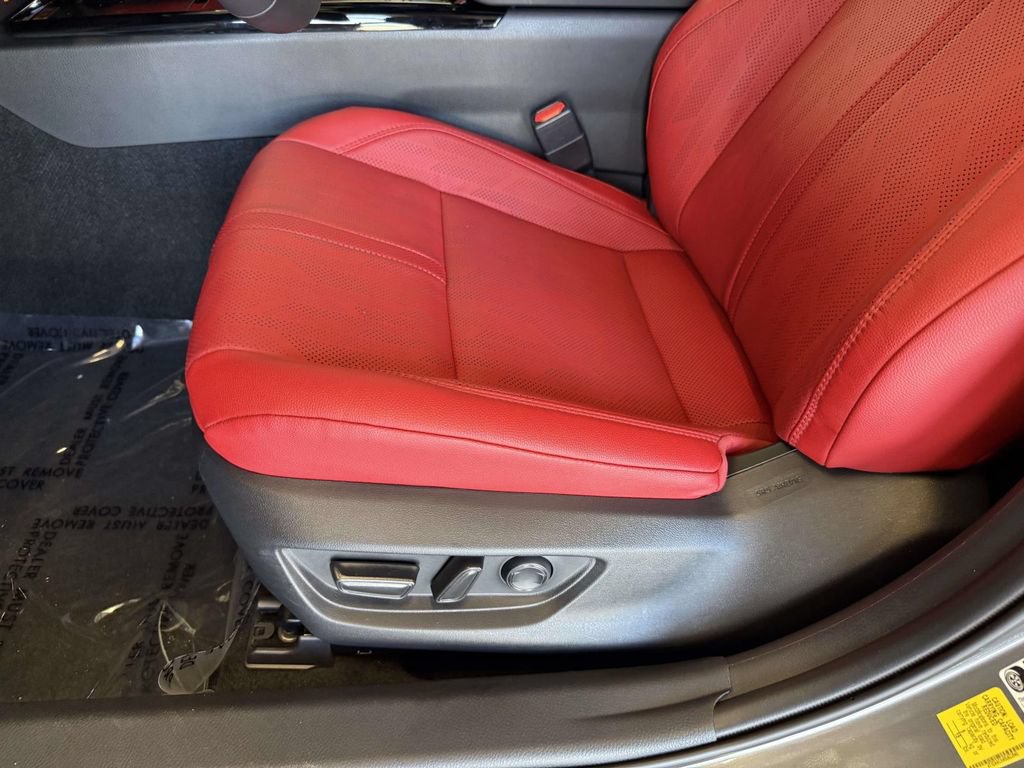 Used 2025 Toyota Camry XSE w/ Premium Plus Package FWD image 3