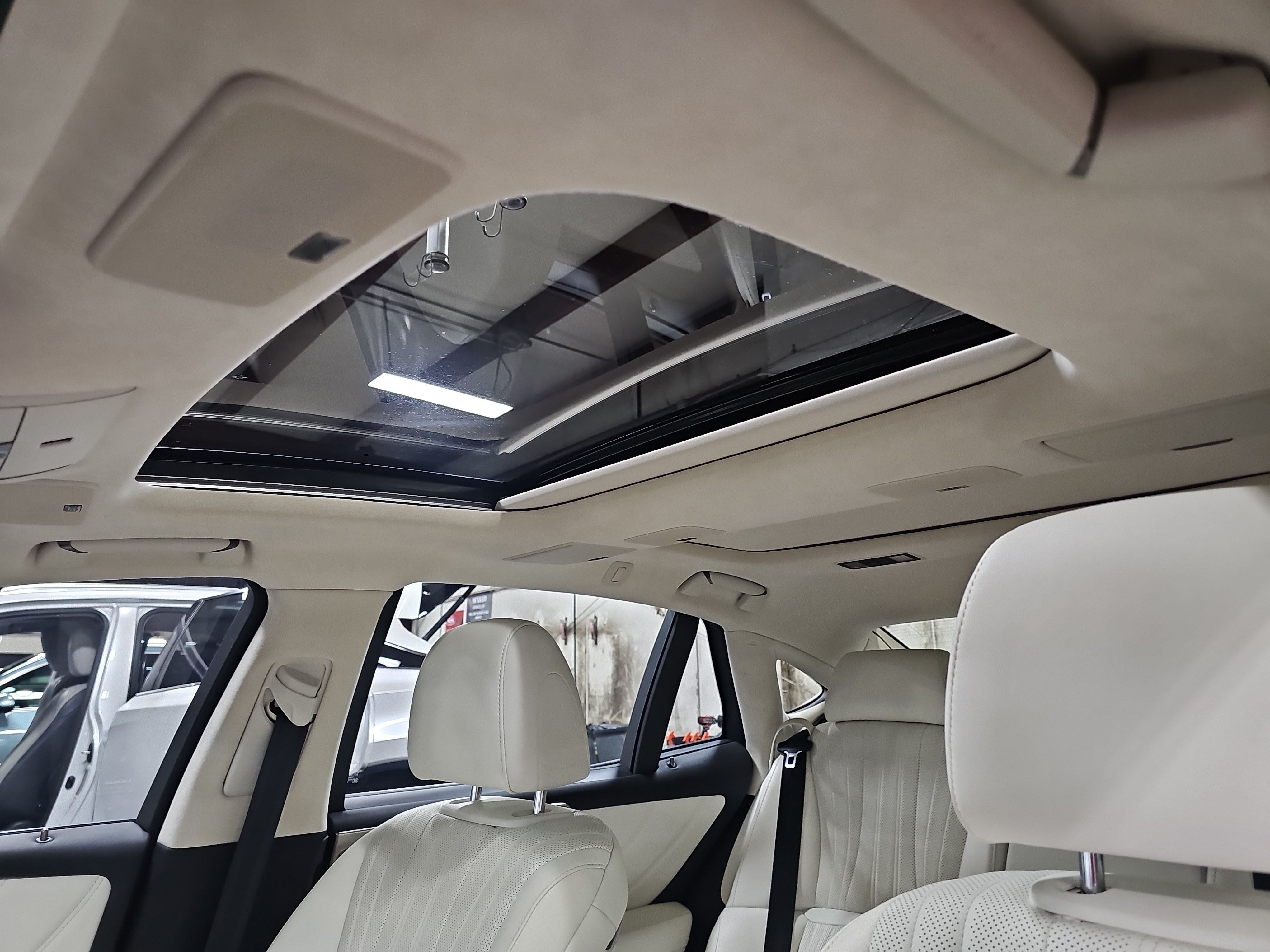 Used 2022 Lexus LS 500 RWD image 30