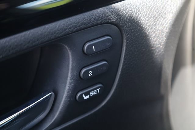 Used 2017 Honda Pilot Touring image 15
