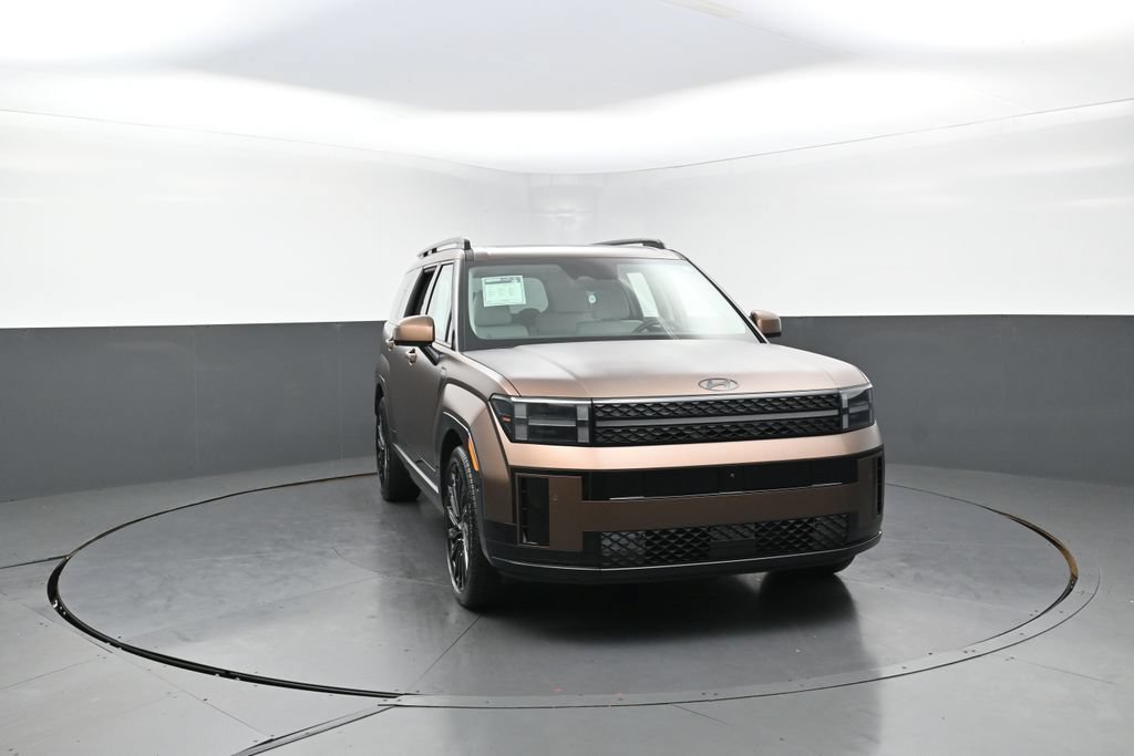 Used 2025 Hyundai Santa Fe Calligraphy FWD image 4