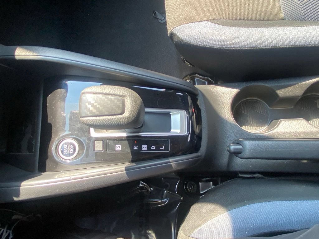 Certified 2025 Nissan Versa SV FWD image 27