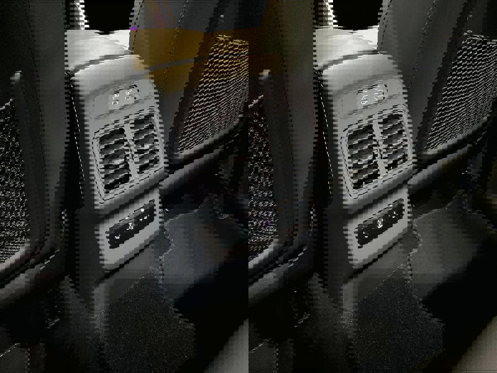 Certified 2025 Audi Q5 Prestige image 34