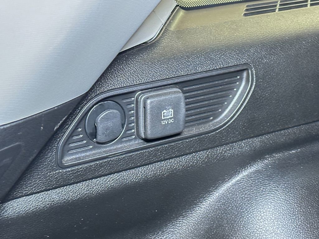 Used 2023 Jeep Grand Cherokee Laredo image 20