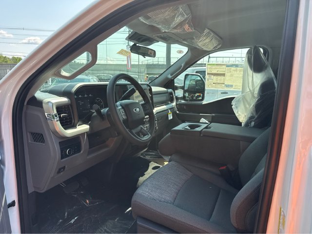 New 2026 Ford F250 XLT w/ Snow Plow Prep Package AWD/4WD image 11