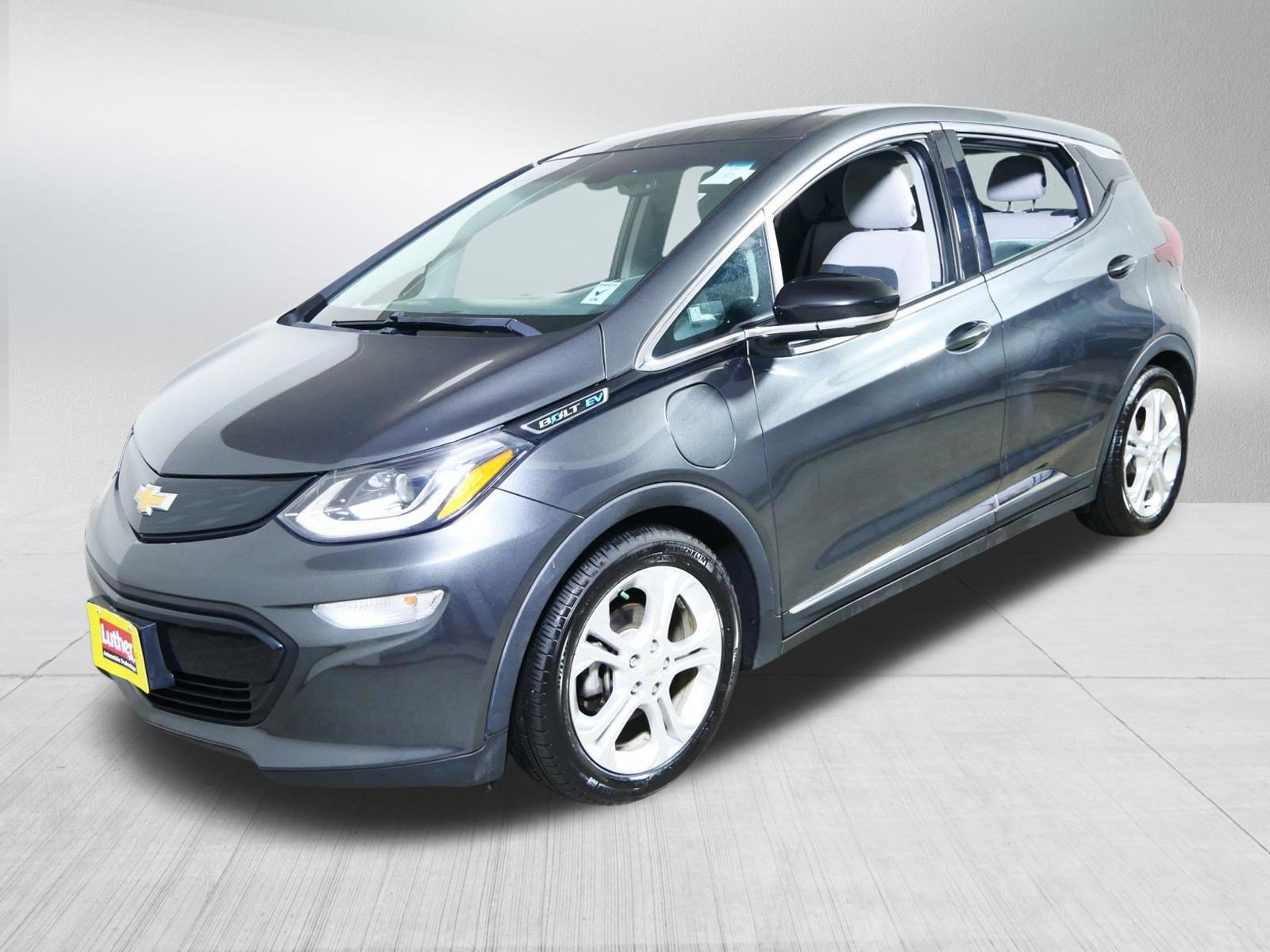 Used 2017 Chevrolet Bolt LT FWD image 3