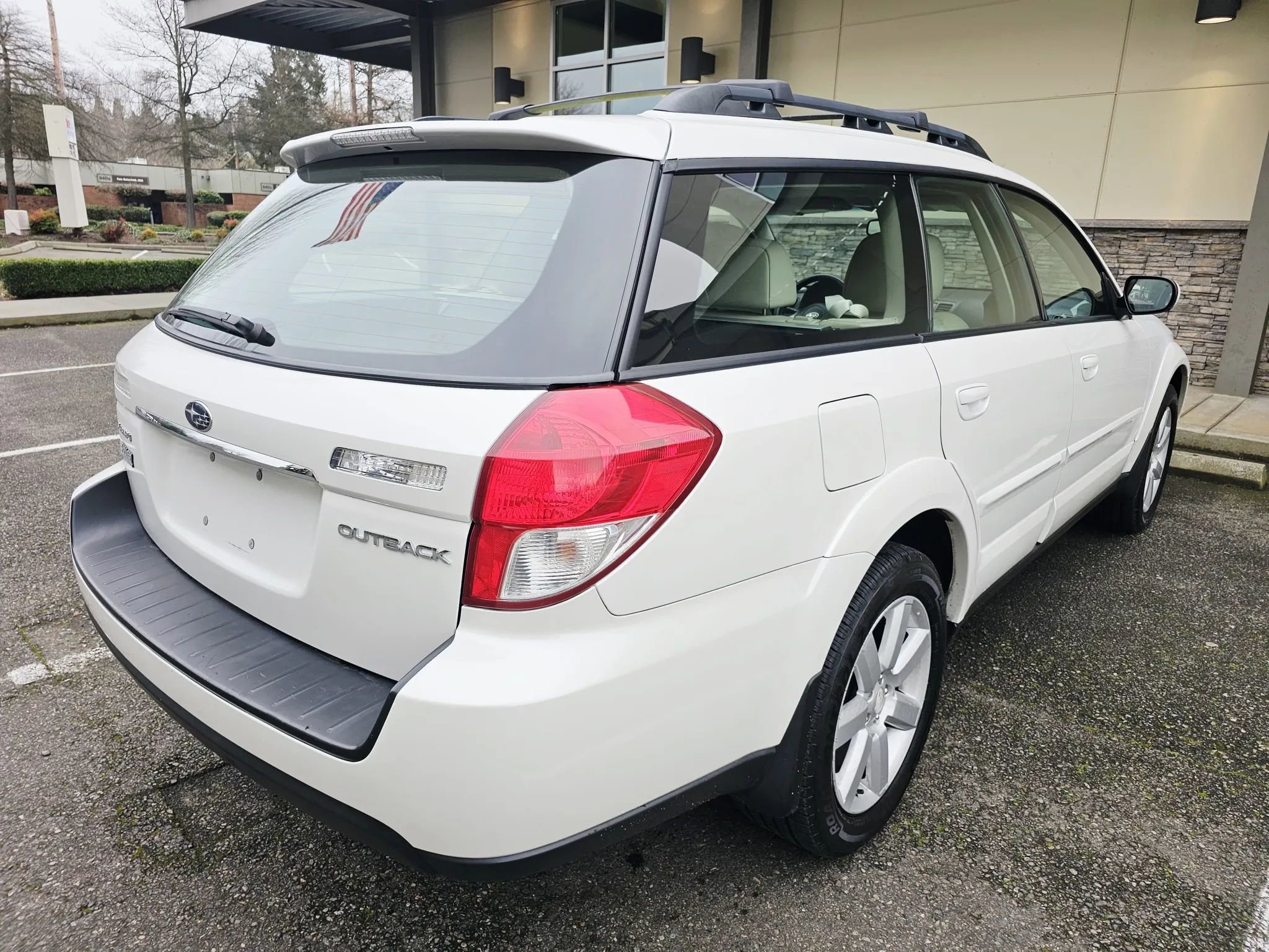 Used 2008 Subaru Outback 2.5i Limited L.L. Bean image 5