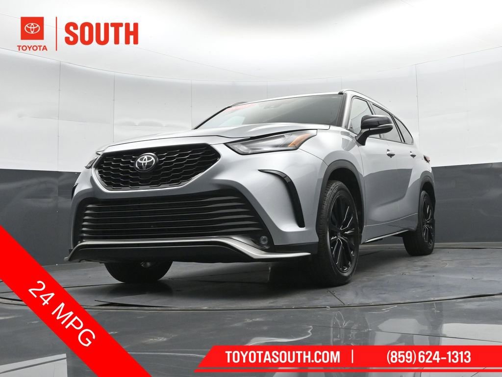 Used 2023 Toyota Highlander XSE image 45