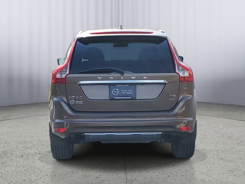 Used 2015 Volvo XC60 T5 w/ Proximity Package image 5