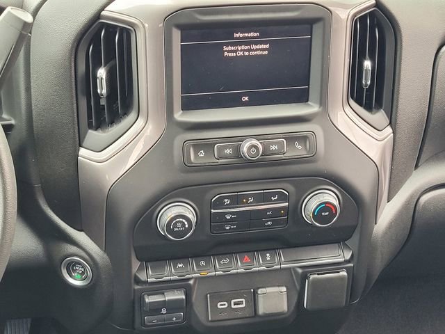 Used 2024 Chevrolet Silverado 1500 Custom image 17