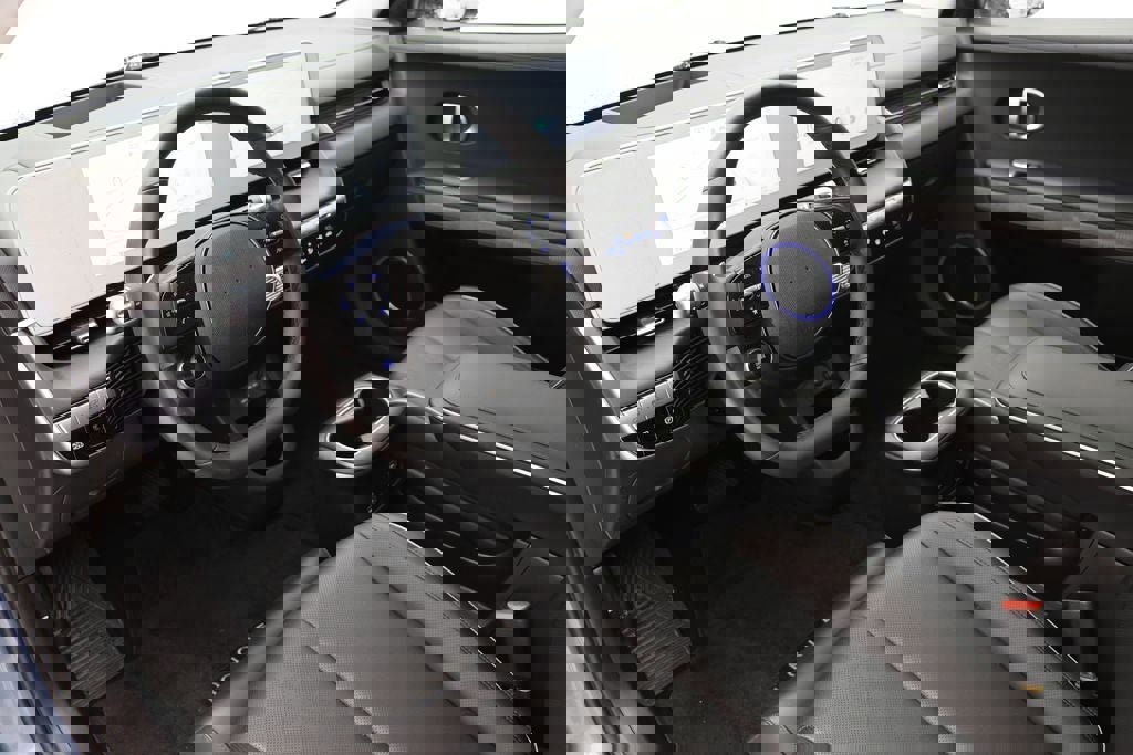 Used 2023 Hyundai Ioniq 5 Limited w/ Cargo Package image 14