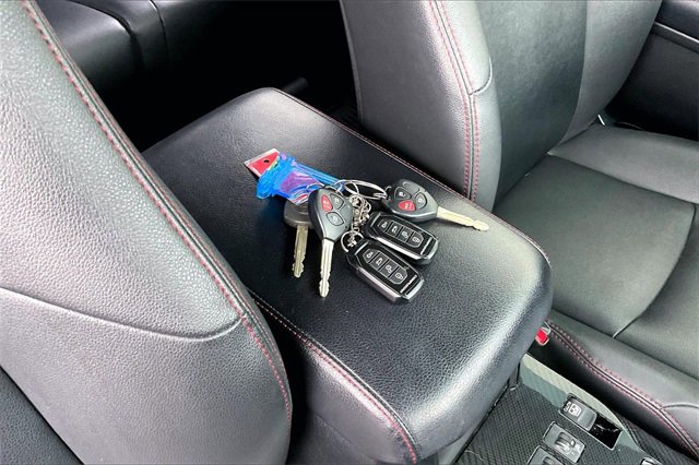 Used 2019 Toyota 4Runner TRD Off-Road Premium image 10