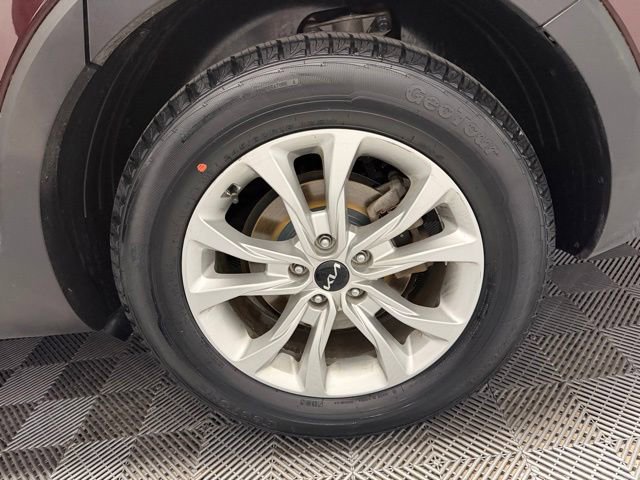 Used 2022 Kia Telluride LX AWD/4WD image 42