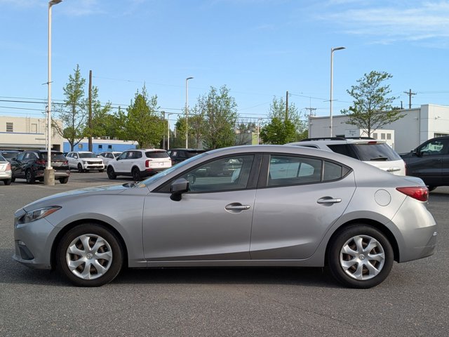Used 2016 MAZDA MAZDA3 i Sport image 8