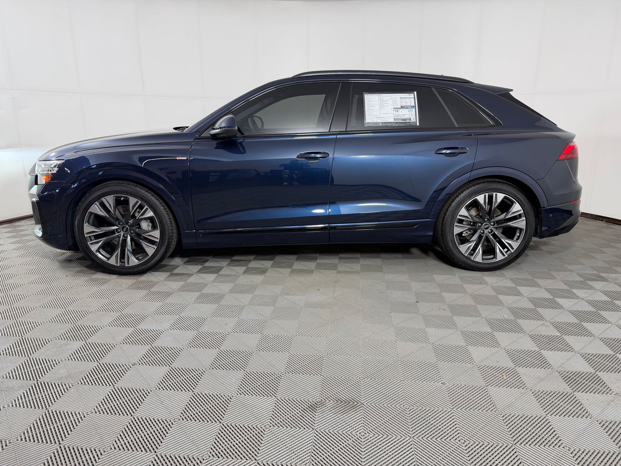 New 2026 Audi Q8 Premium Plus AWD/4WD image 2