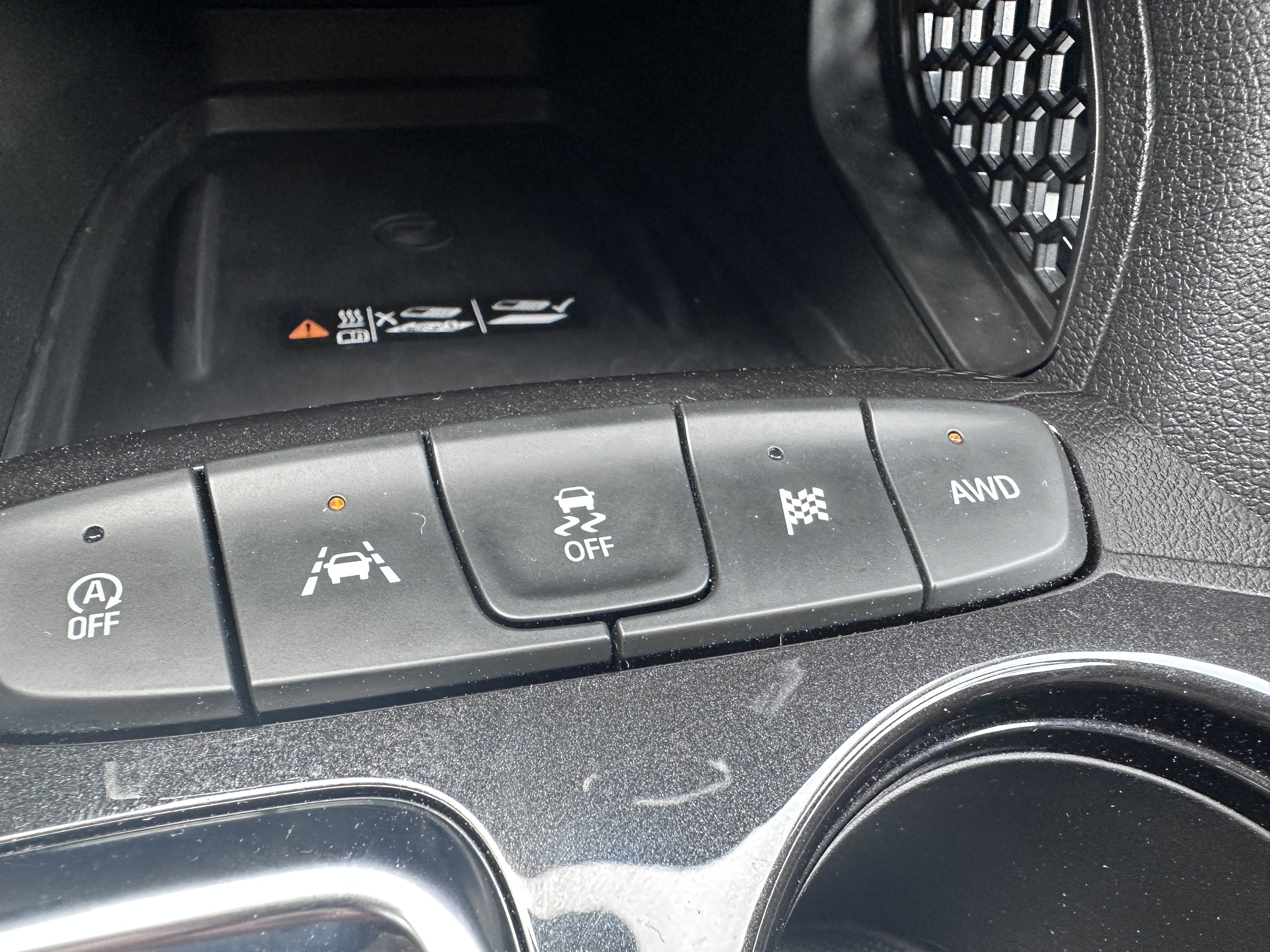 Used 2024 Chevrolet TrailBlazer RS w/ Convenience Package image 23