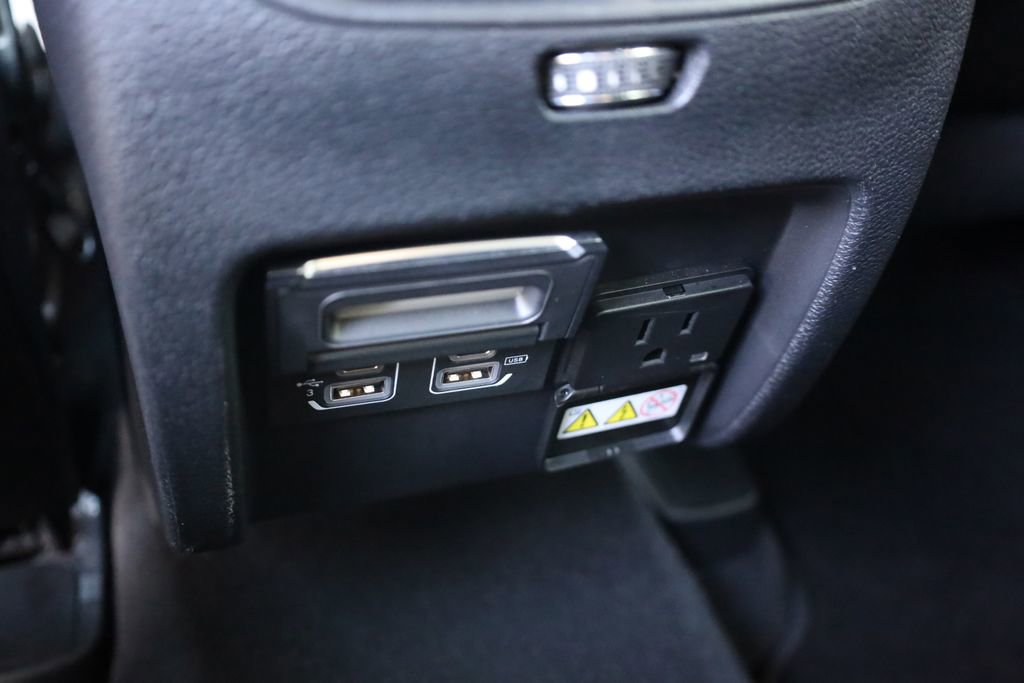 Used 2020 Jeep Cherokee High Altitude image 35