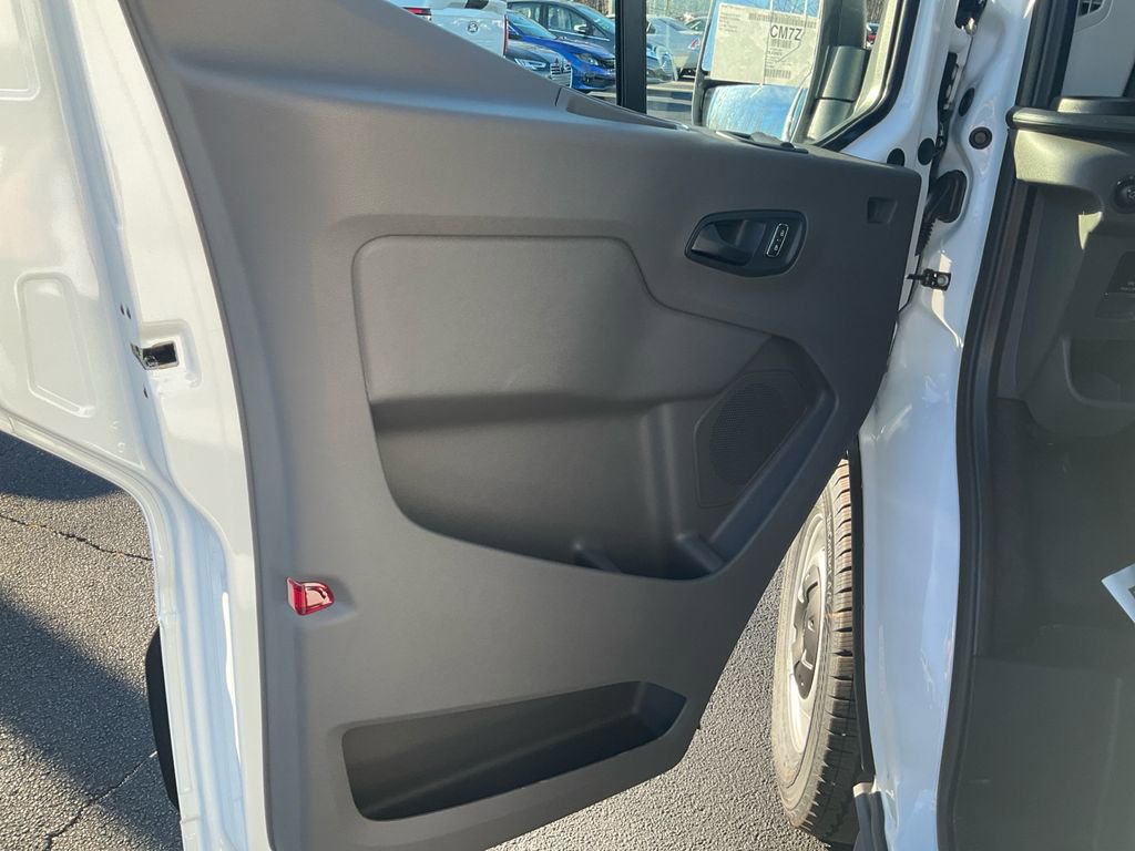 New 2026 Ford Transit 250 148 Medium Roof image 15
