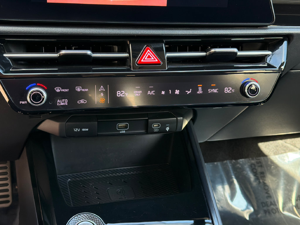 Used 2023 Kia Niro Wave w/ Wave Preserve Package FWD image 32