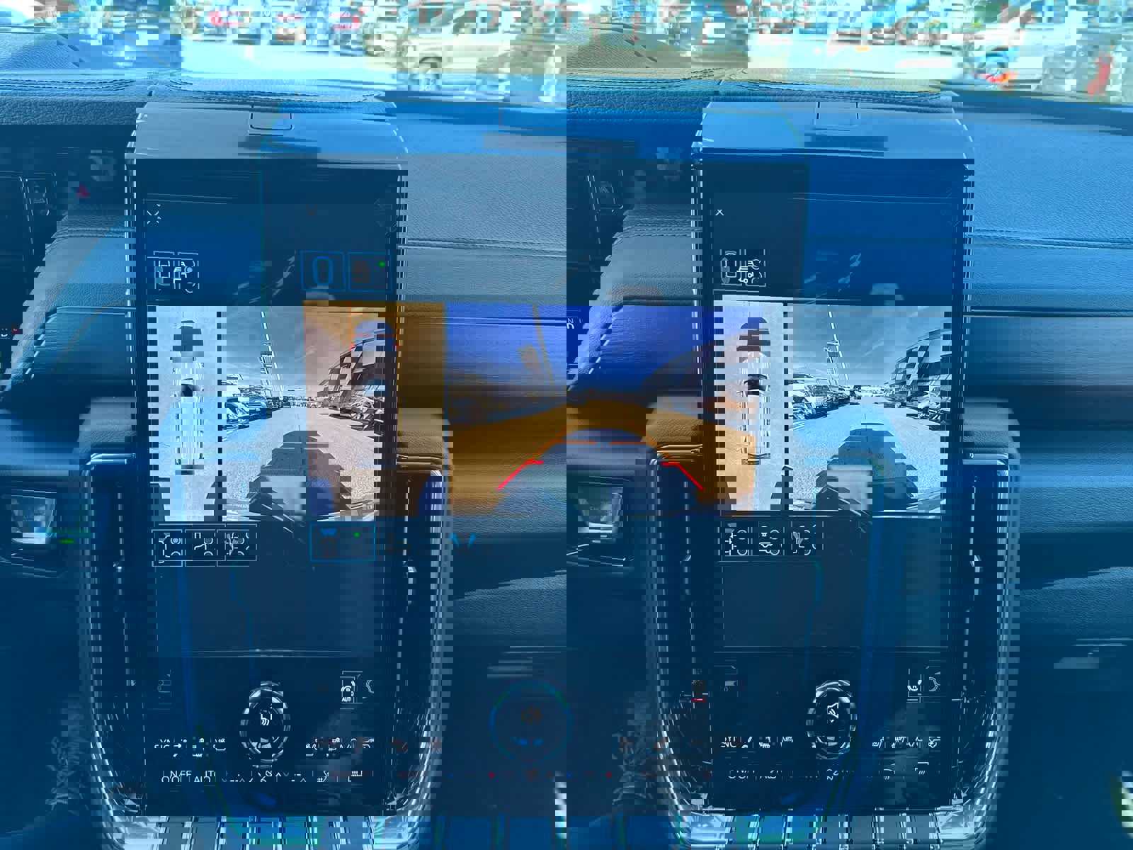 New 2026 GMC Yukon Denali w/ Sun & Power Step Package image 20