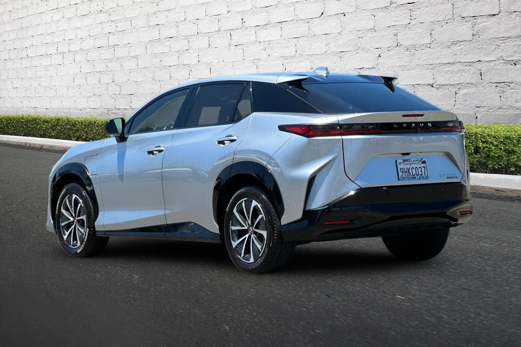 Used 2023 Lexus RZ 450e Premium w/ Technology Package AWD/4WD image 6