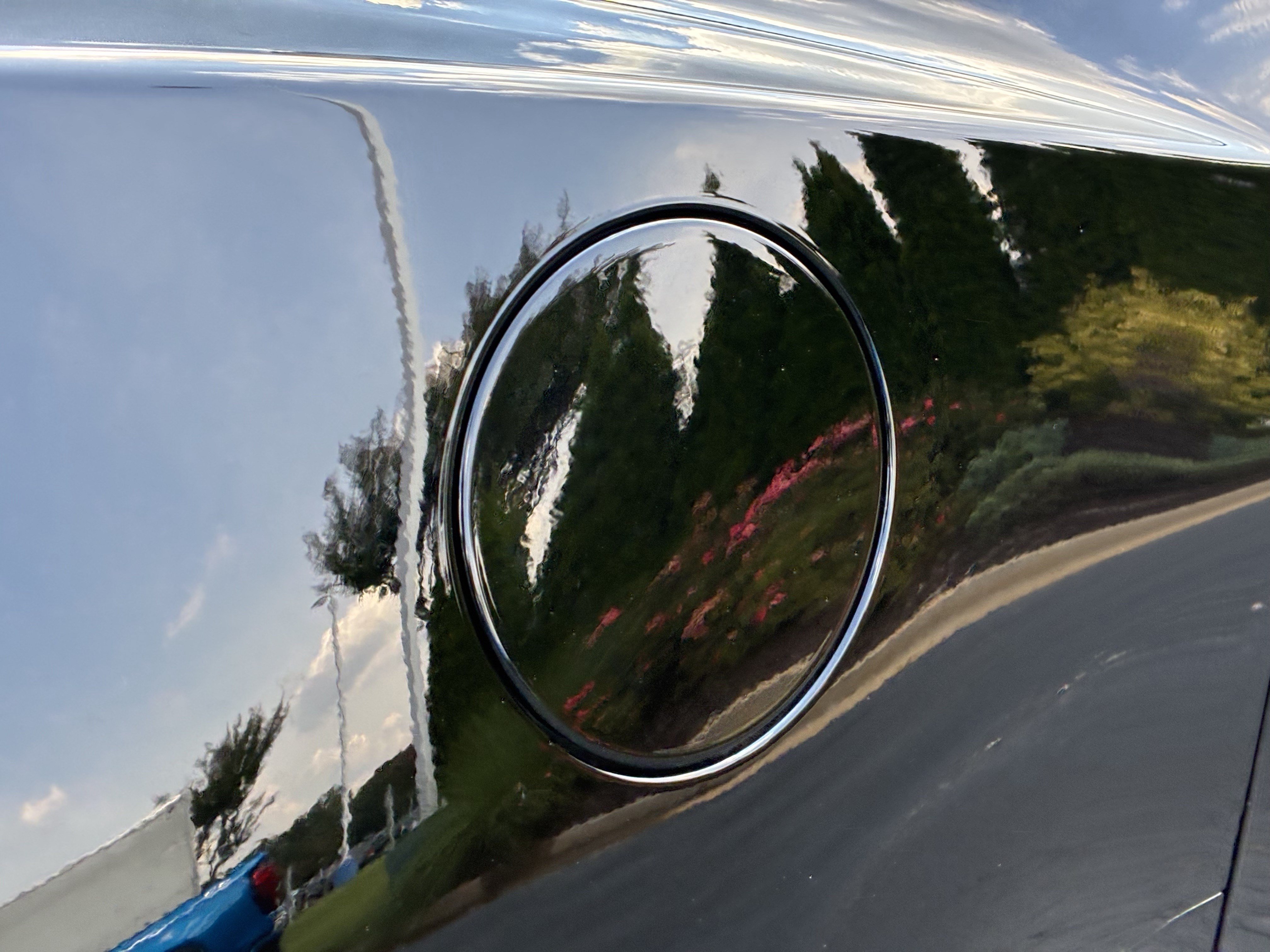 Used 2018 Chevrolet Camaro ZL1 RWD image 13