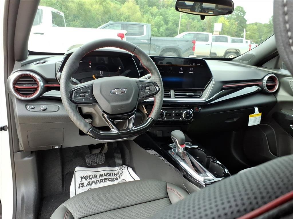 New 2026 Chevrolet Trax RS w/ Sunroof Package image 17