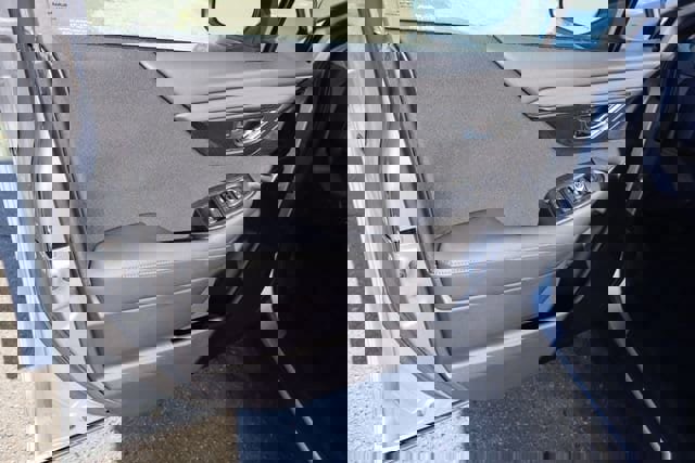 Certified 2025 Subaru Outback Premium image 17