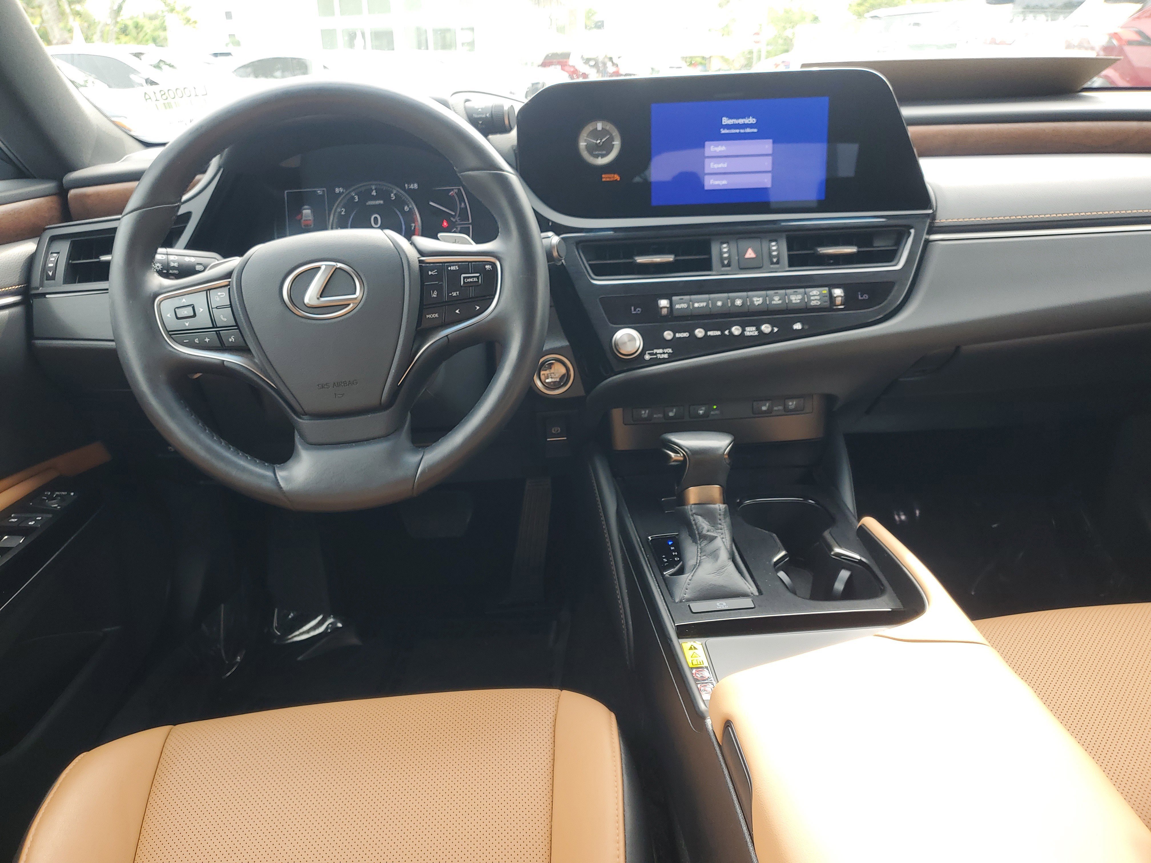 Used 2024 Lexus ES 350 w/ Premium Package image 10