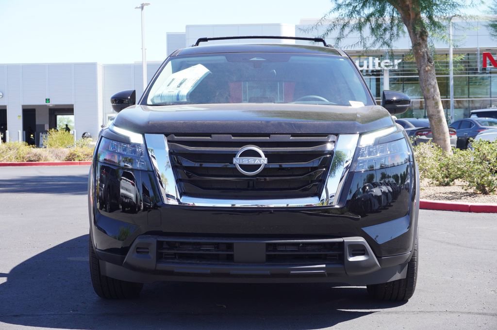 New 2025 Nissan Pathfinder SV image 5