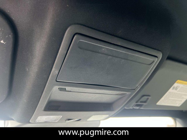 Used 2025 Ford Escape ST-Line image 31