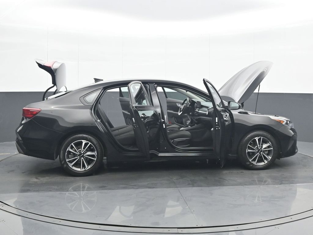 Used 2023 Kia Forte LXS image 36