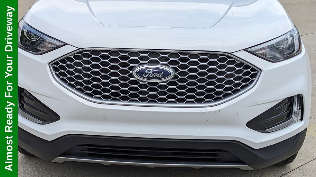 Used 2024 Ford Edge SEL w/ Convenience Package AWD/4WD image 9