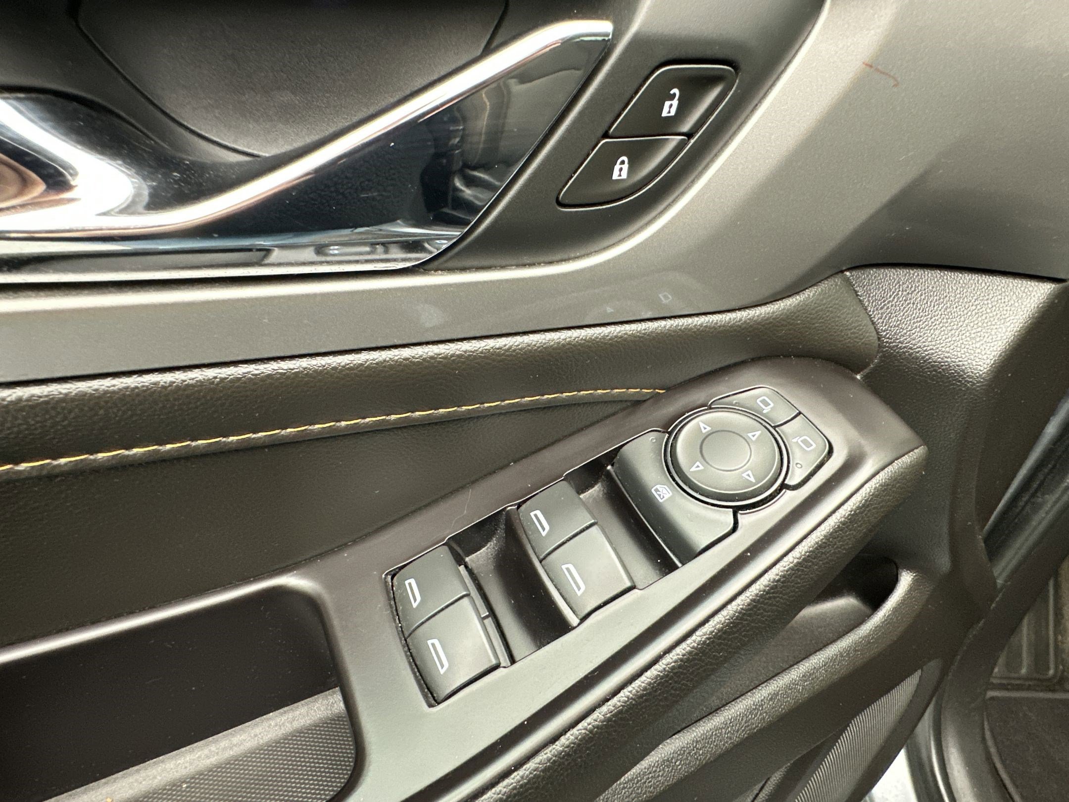 Certified 2020 Chevrolet Traverse LS w/ LPO, Floor Liner Package image 21